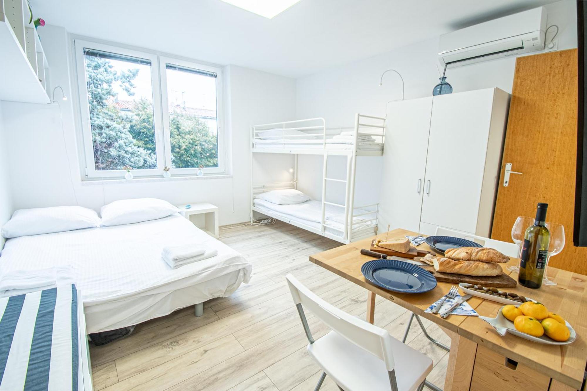Umag Center Apartment Parking By Rentistra Buitenkant foto